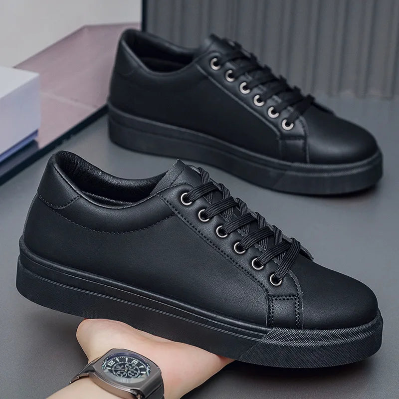 New Hot Selling Fashionable Men's Board Shoes Trendy White Shoes Student Sports Leisure Shoes Versatile Men's Shoes