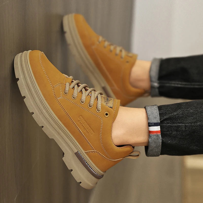 Four Seasons New Men's Casual Sports Shoes Flat Men's Walking Shoes Outdoor Anti Slip Work Shoes Solid Color Fashion Plus Size