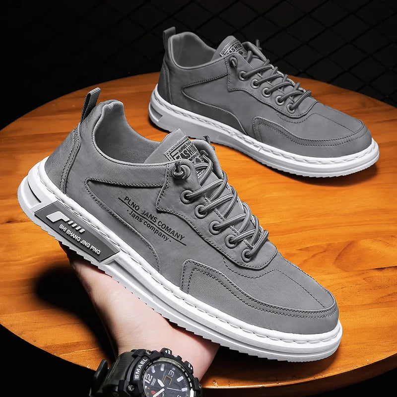2025 Spring Men's New Canvas Shoes Trendy and Versatile Casual Sports Board Shoes Anti slip and Wear resistant Shoes for Men