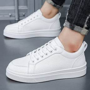 New Korean version men's white shoes  trendy  versatile student casual sports shoes men's board shoes